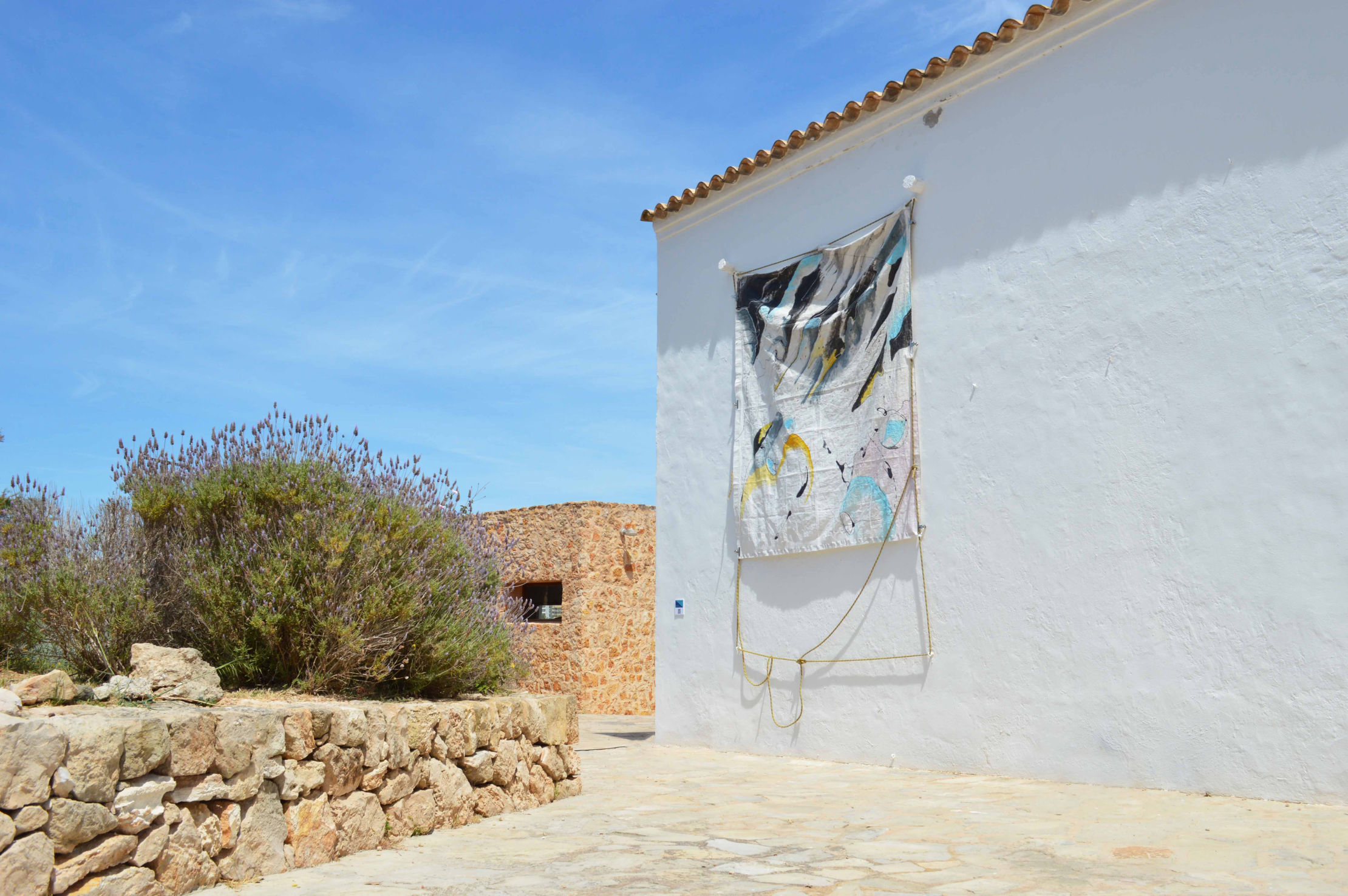 Lonas del Jardín by Arnaldo Drés González, Centro Cultural Sa Punta des Molí - San Antoni de Portmany (Ibiza)